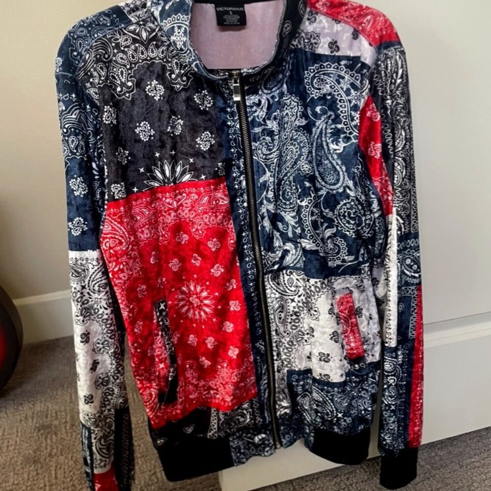 Victorious Men's Bandana Patchwork Bomber Jacket – Size Small